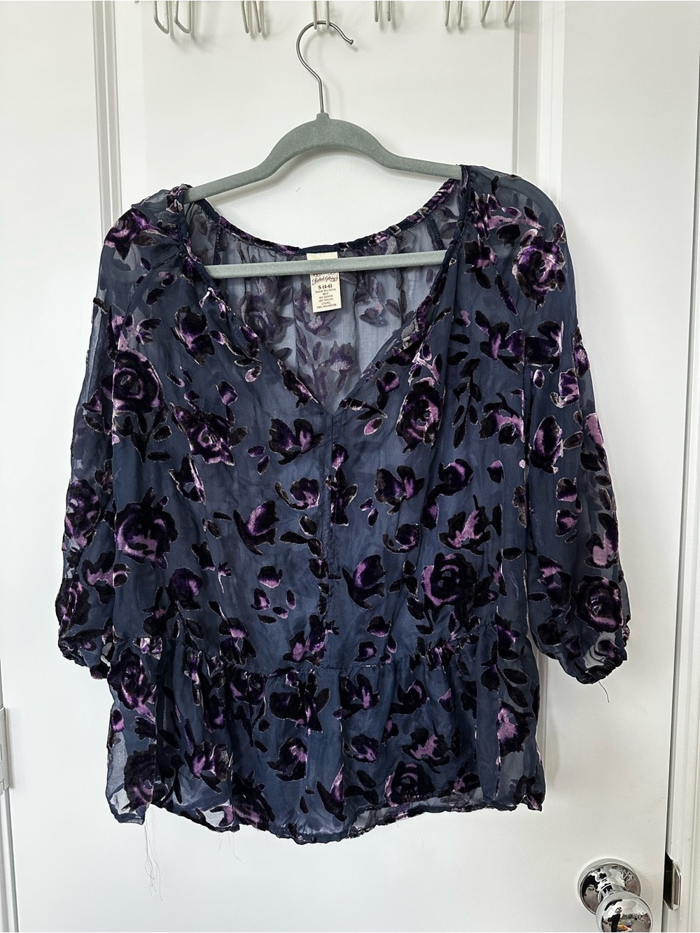 Faded Glory Floral Velvet V-Neck Blouse